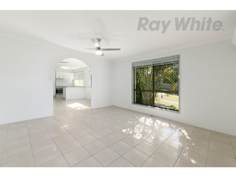 10 Centaurus Crescent, Regents Park QLD 4118