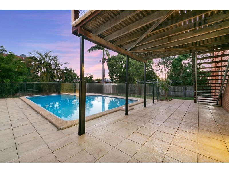 10 Cressbrook Street, Eight Mile Plains QLD 4113