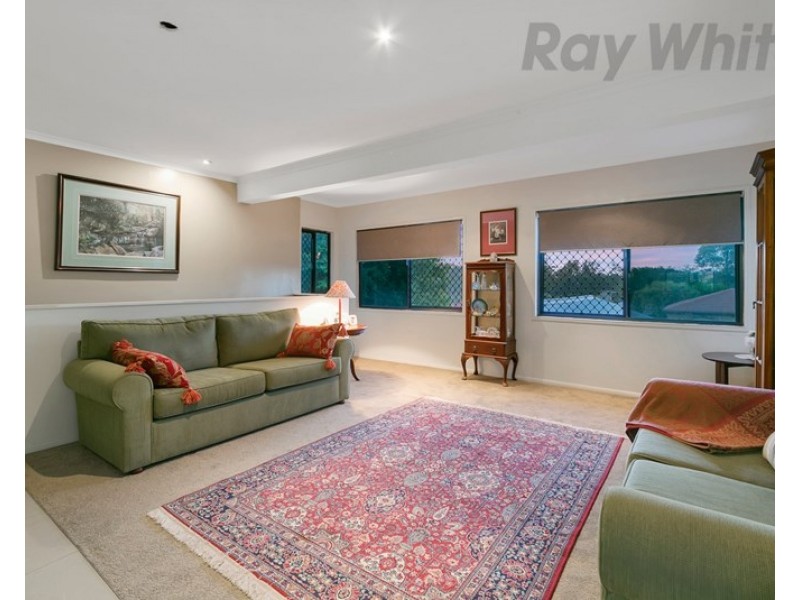 15 Kandanga Street, Eight Mile Plains QLD 4113