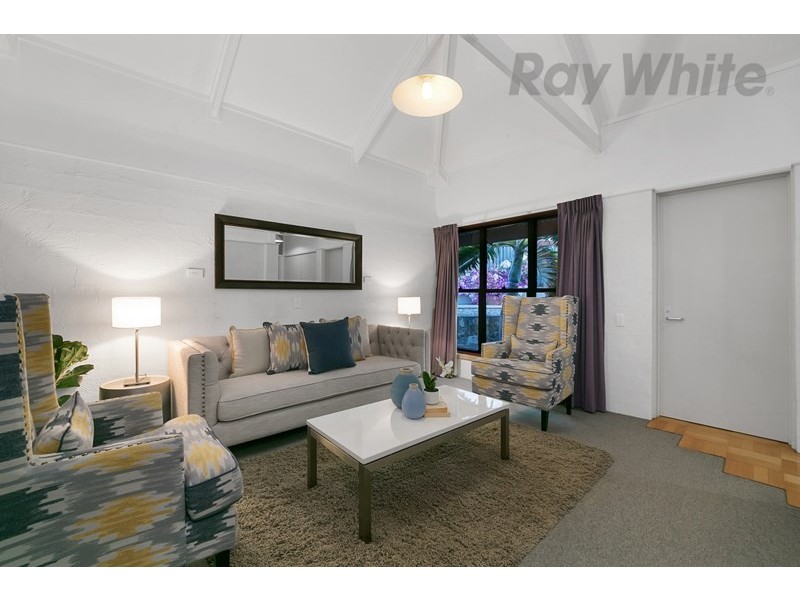 24 Dance Crescent, Eight Mile Plains QLD 4113