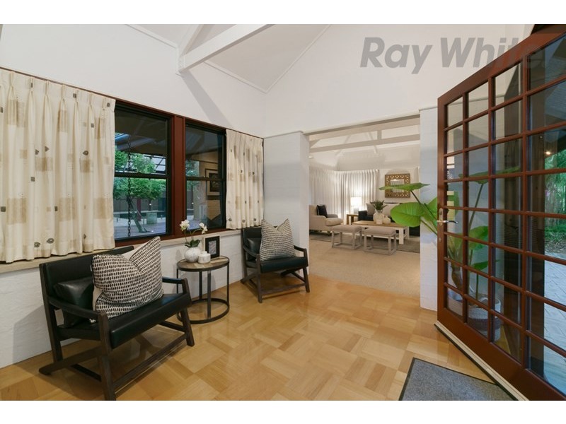 24 Dance Crescent, Eight Mile Plains QLD 4113