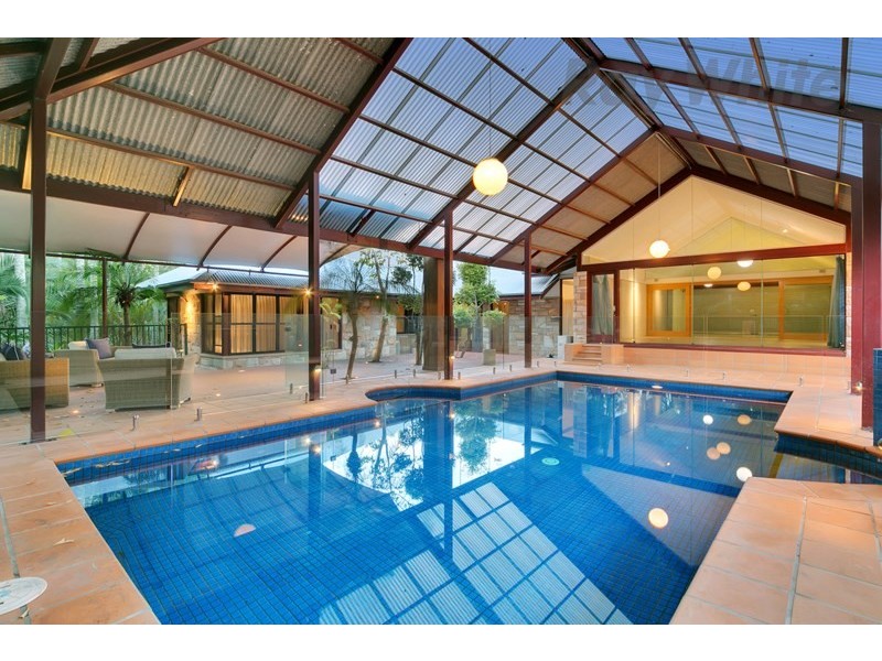 24 Dance Crescent, Eight Mile Plains QLD 4113