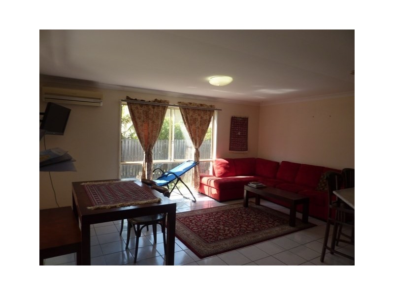 16 Madau Street, Mansfield QLD 4122