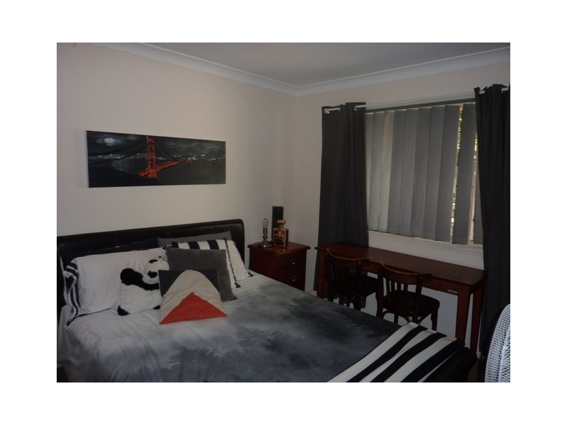 16 Madau Street, Mansfield QLD 4122