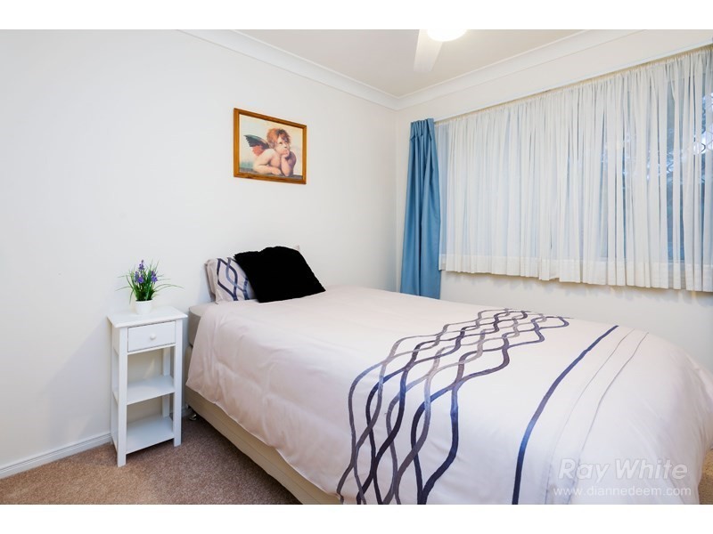 9 Nardie Street, Eight Mile Plains QLD 4113