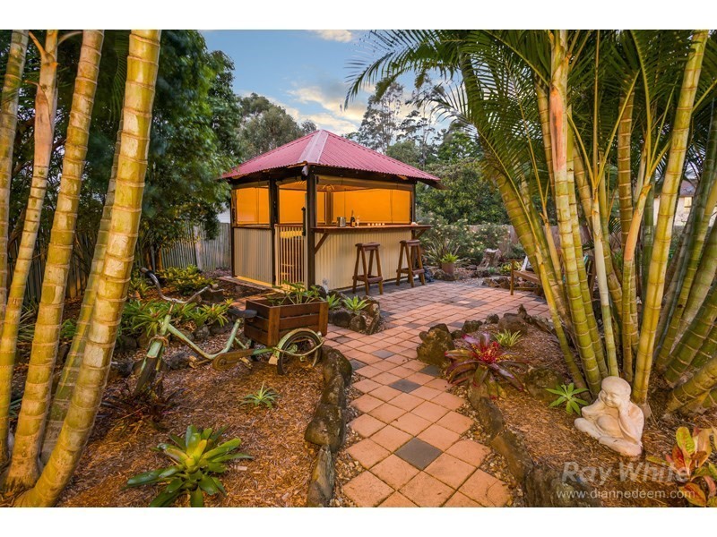 9 Nardie Street, Eight Mile Plains QLD 4113