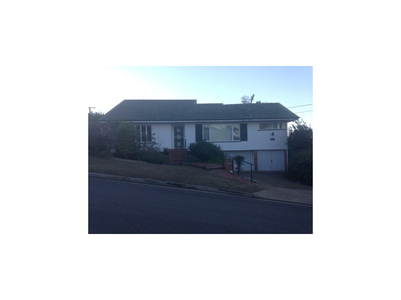 4 Pallaranda Street, Tarragindi QLD 4121