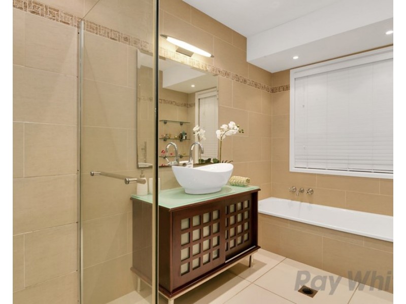 2 Woorabinda Street, Runcorn QLD 4113