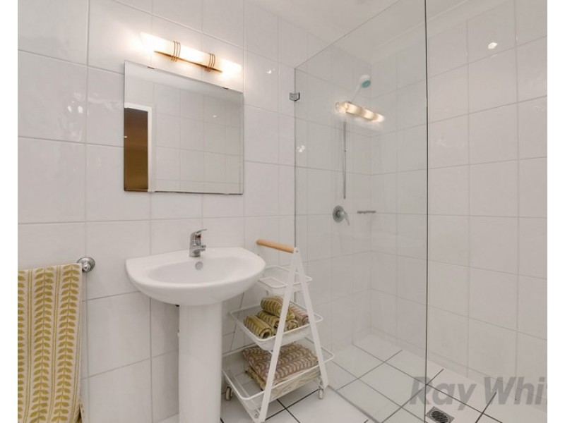 2 Woorabinda Street, Runcorn QLD 4113