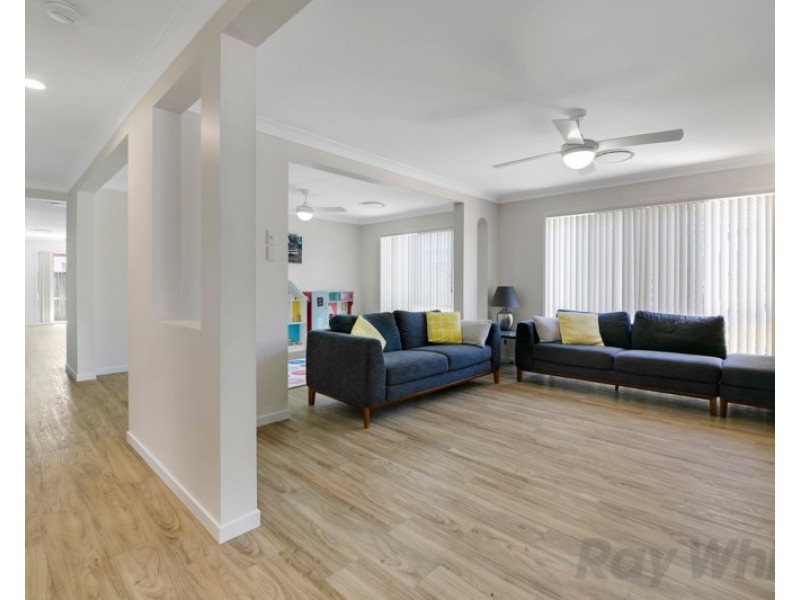 105 Bordeaux Street, Eight Mile Plains QLD 4113