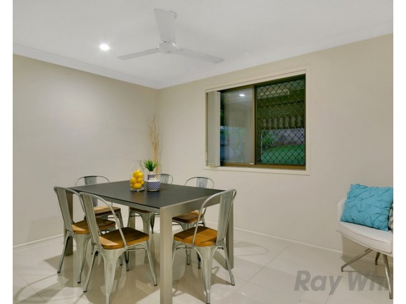 11 Gwandalan Street, Eight Mile Plains QLD 4113