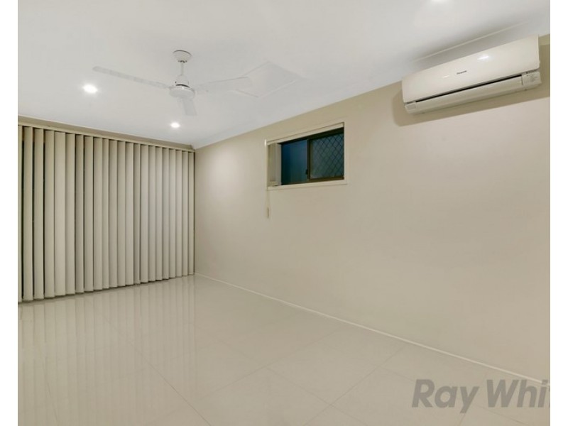 11 Gwandalan Street, Eight Mile Plains QLD 4113