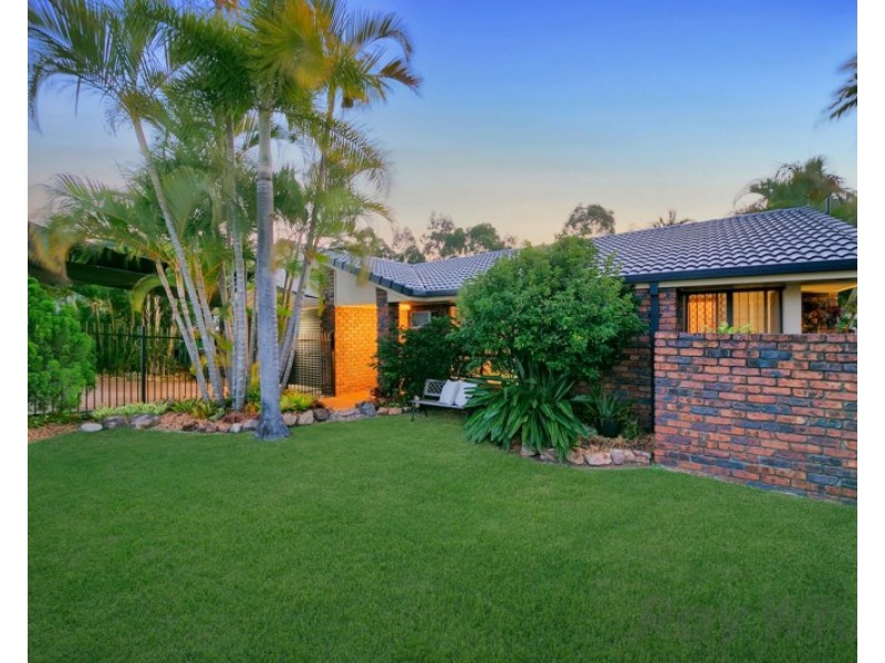 13 Arpege Crescent, Eight Mile Plains QLD 4113