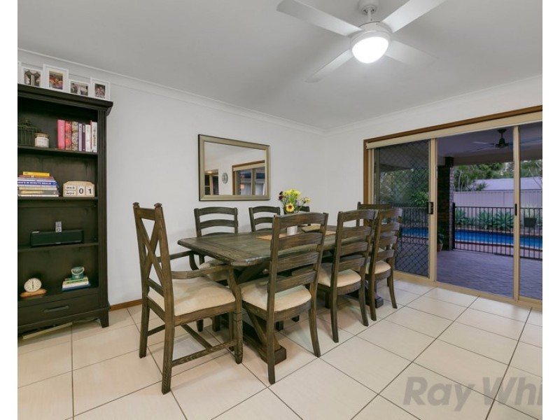 13 Arpege Crescent, Eight Mile Plains QLD 4113