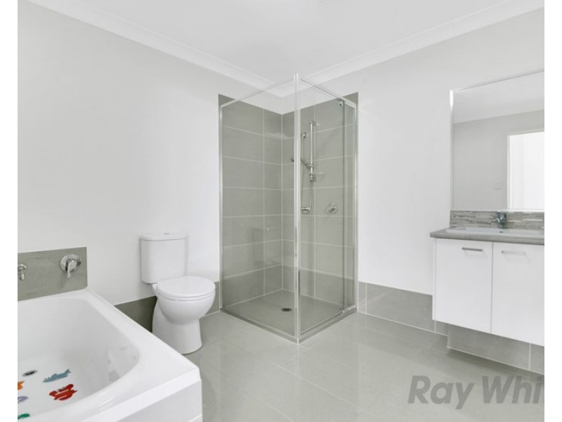 16A Southwalk Esplanade, Underwood QLD 4119