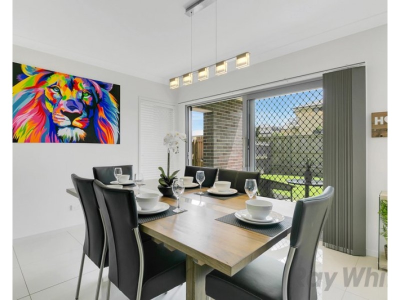 16A Southwalk Esplanade, Underwood QLD 4119