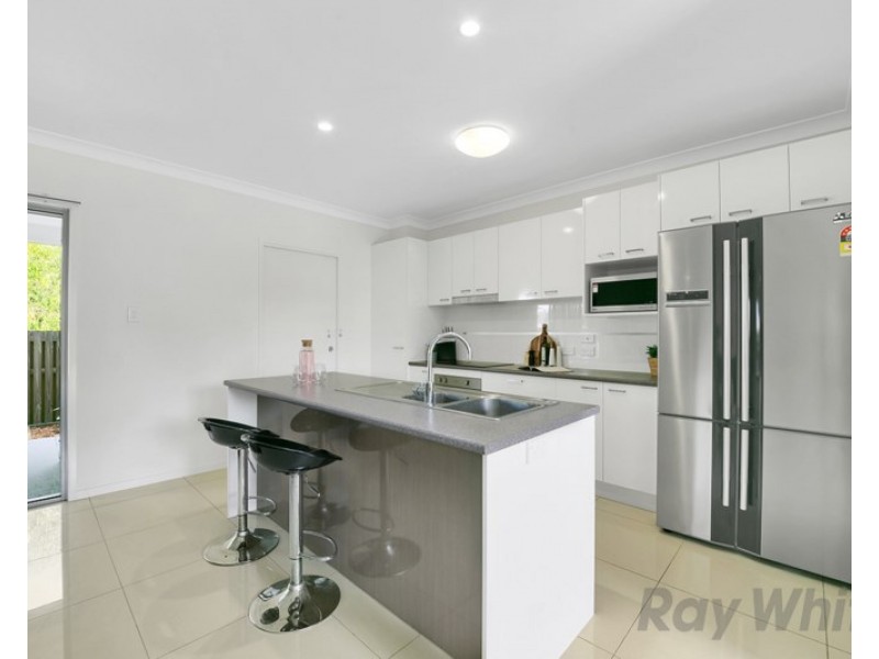 16A Southwalk Esplanade, Underwood QLD 4119