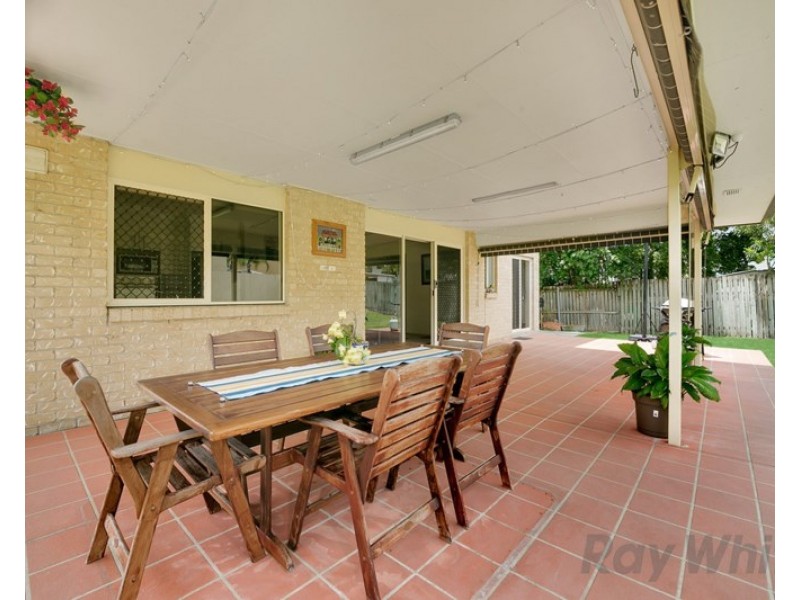 1 Bettina Street, Macgregor QLD 4109