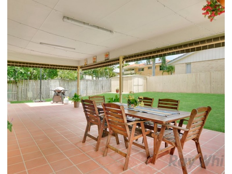 1 Bettina Street, Macgregor QLD 4109