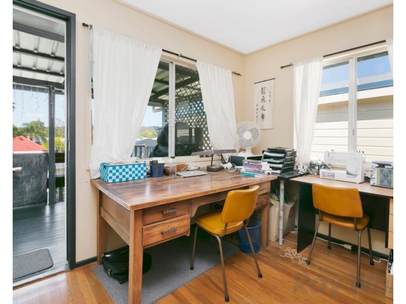 21 Dartmouth Street, Coopers Plains QLD 4108