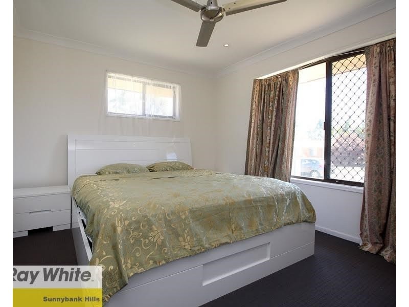 75 Estramina Road, Regents Park QLD 4118