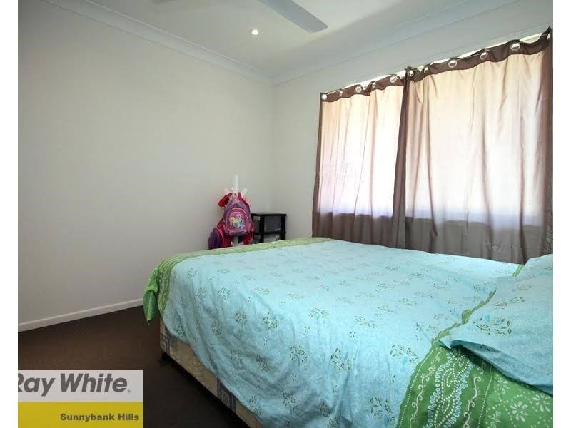 75 Estramina Road, Regents Park QLD 4118