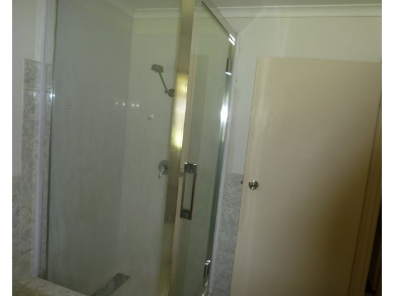 8 Amarna Street, Eight Mile Plains QLD 4113