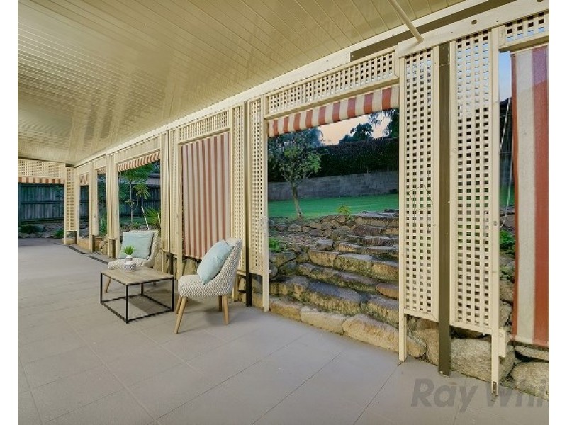 11 Gwandalan Street, Eight Mile Plains QLD 4113