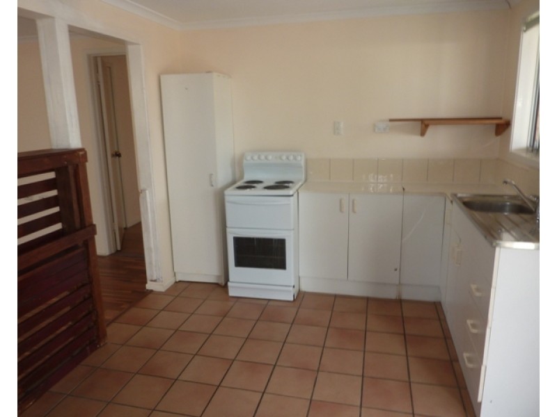 8 Nepeta Street, Runcorn QLD 4113