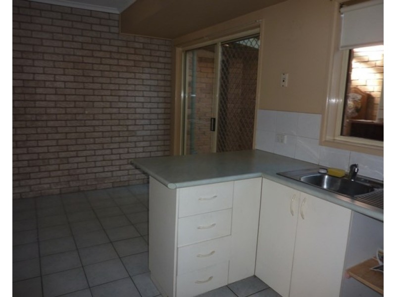 33/13 Bridge Street, Redbank QLD 4301