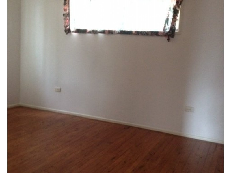 11 Carnoustie Street, Macgregor QLD 4109