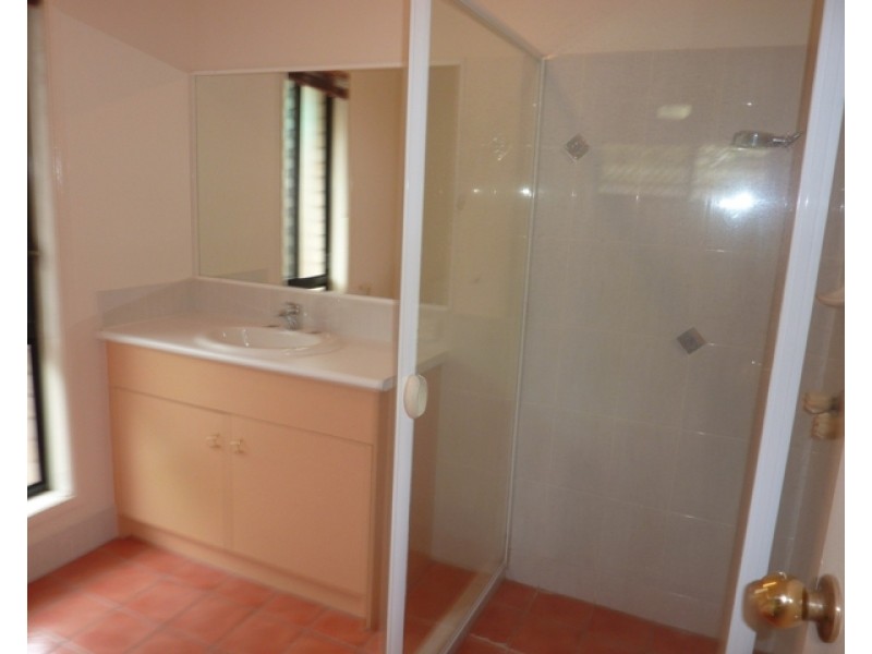 6/15 Parnassus Street, Robertson QLD 4109