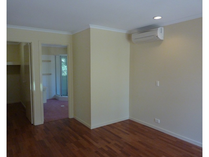 16 Demigre Street, Eight Mile Plains QLD 4113