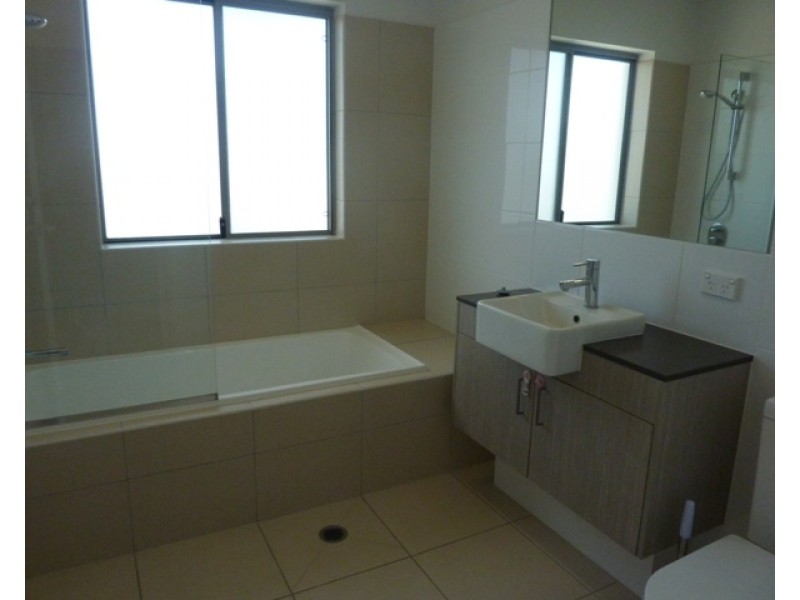 912-20/8 Win Street, Eight Mile Plains QLD 4113