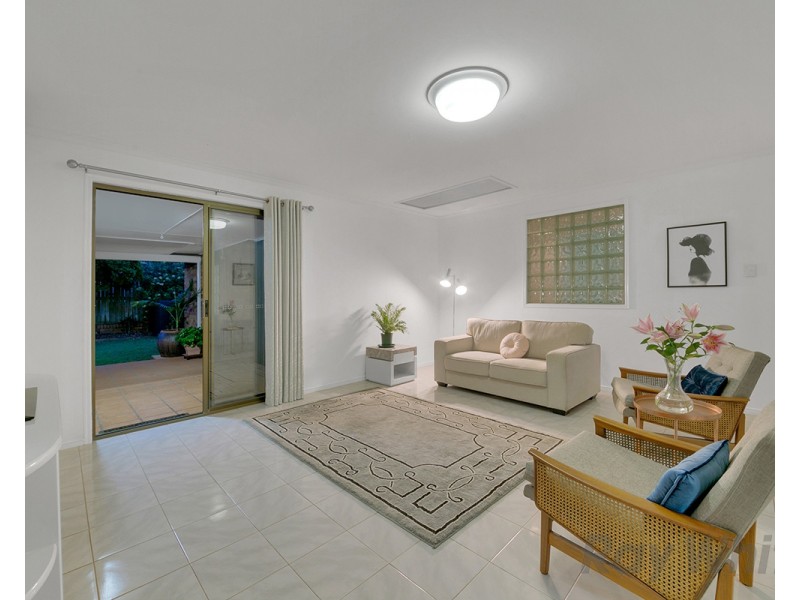 22 Petrina Street, Eight Mile Plains QLD 4113