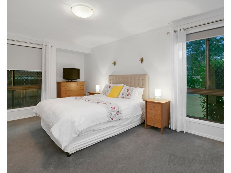 22 Petrina Street, Eight Mile Plains QLD 4113