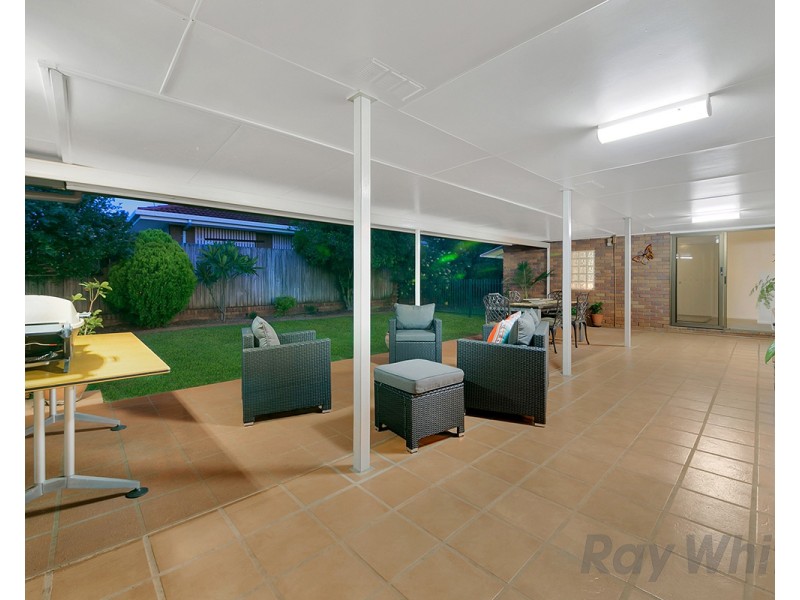 22 Petrina Street, Eight Mile Plains QLD 4113