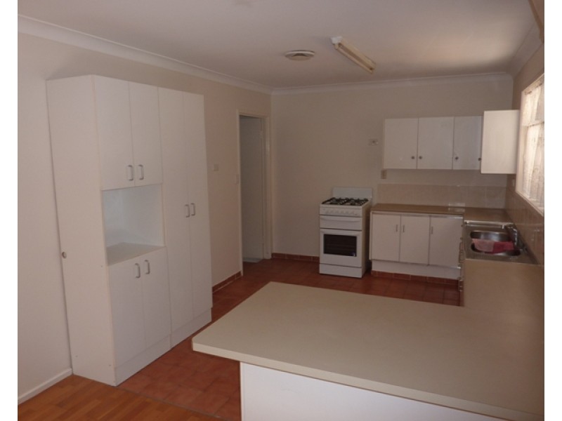 3 Skipton Street, Macgregor QLD 4109