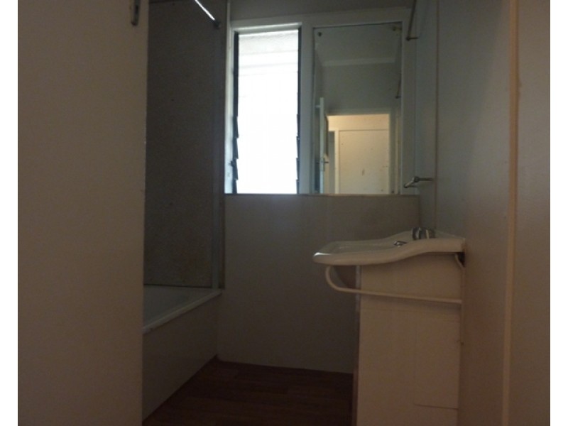 927 Boundary Road, Coopers Plains QLD 4108