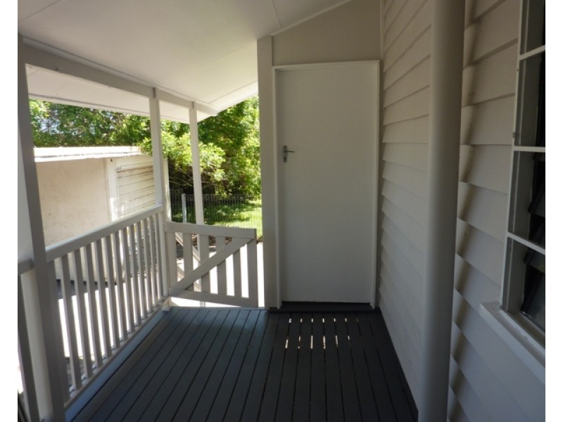 927 Boundary Road, Coopers Plains QLD 4108