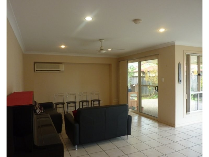 6 Ribbonwood Street, Sunnybank Hills QLD 4109