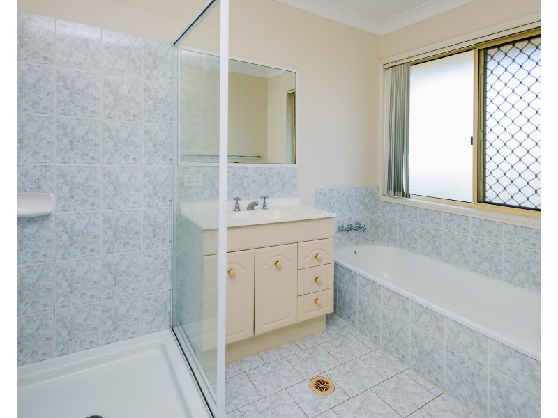 17/15 Erindale Close, Wishart QLD 4122