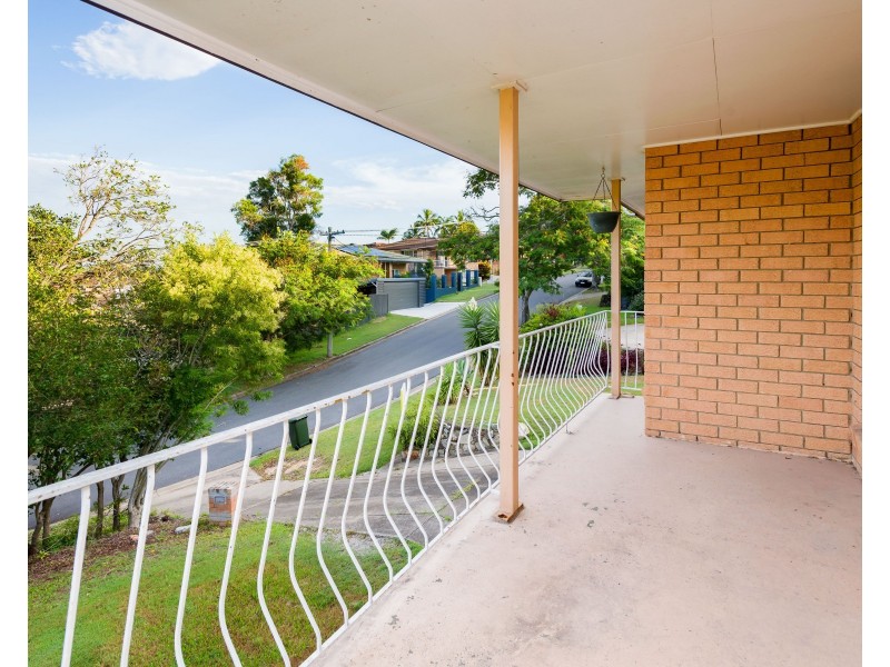 3 Geneva Street, Wishart QLD 4122