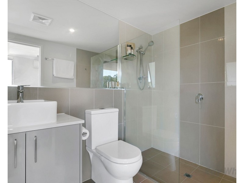 201/66 Slobodian Avenue, Eight Mile Plains QLD 4113