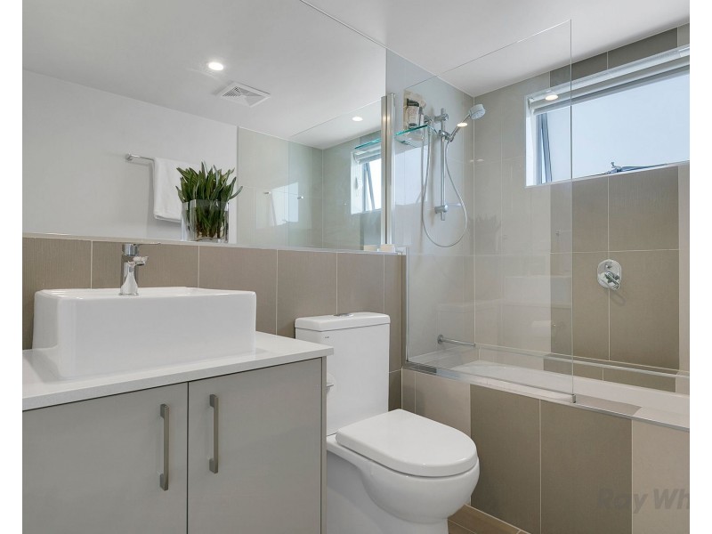 201/66 Slobodian Avenue, Eight Mile Plains QLD 4113