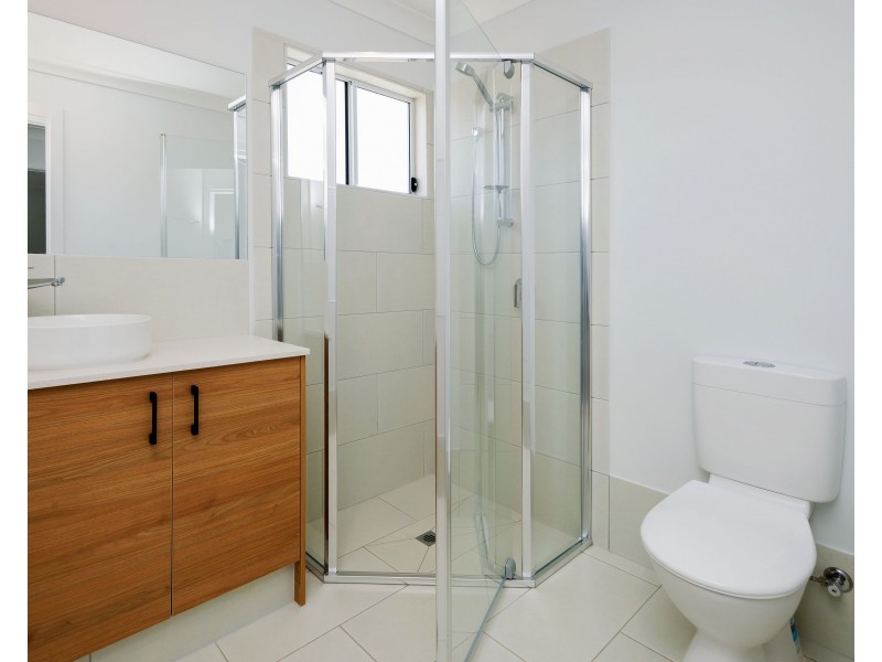 2+3/20 Vaughan Street, Mount Gravatt QLD 4122