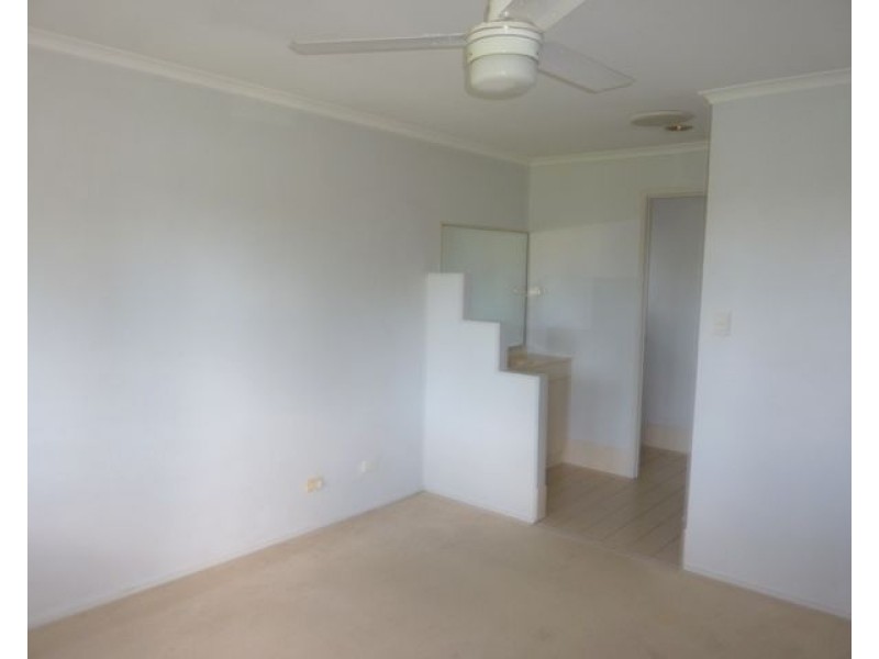 132 Warrigal Road, Runcorn QLD 4113