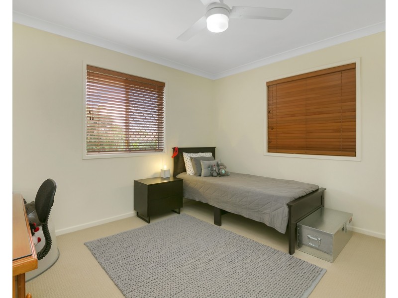 7 Mourilyan Street, Mansfield QLD 4122