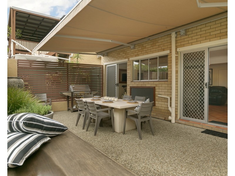 7 Mourilyan Street, Mansfield QLD 4122