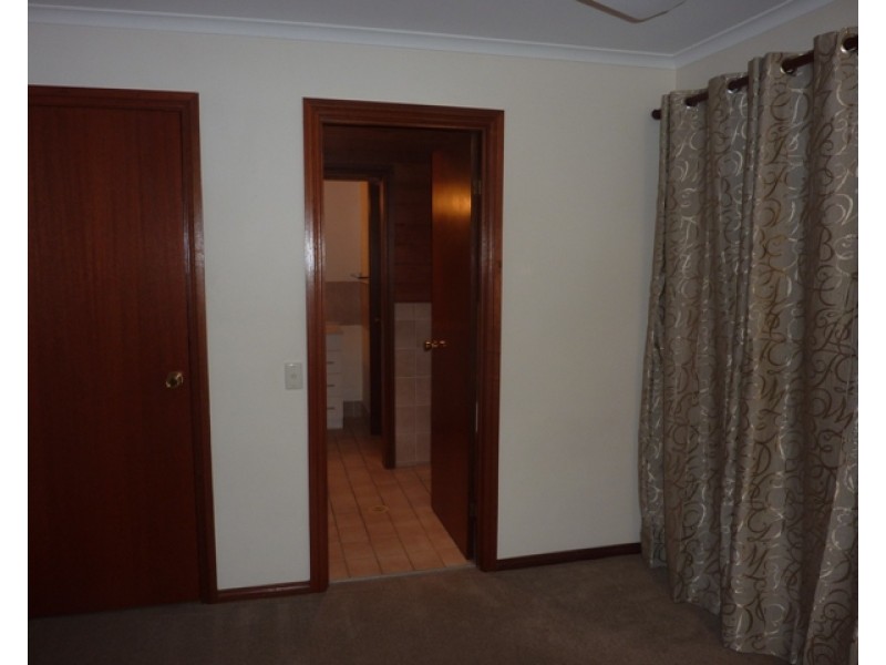 10 Woorabinda Street, Runcorn QLD 4113